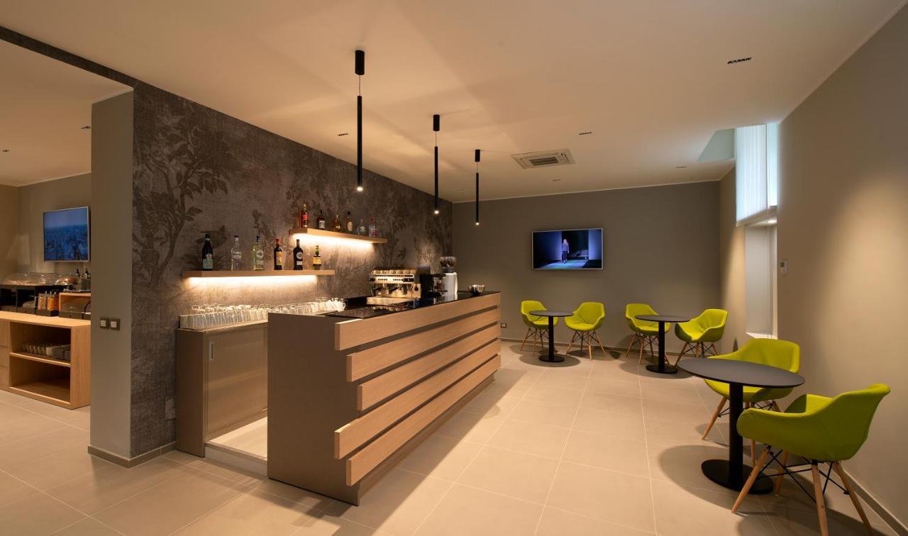 Hotel H21 Mailand Exterior foto