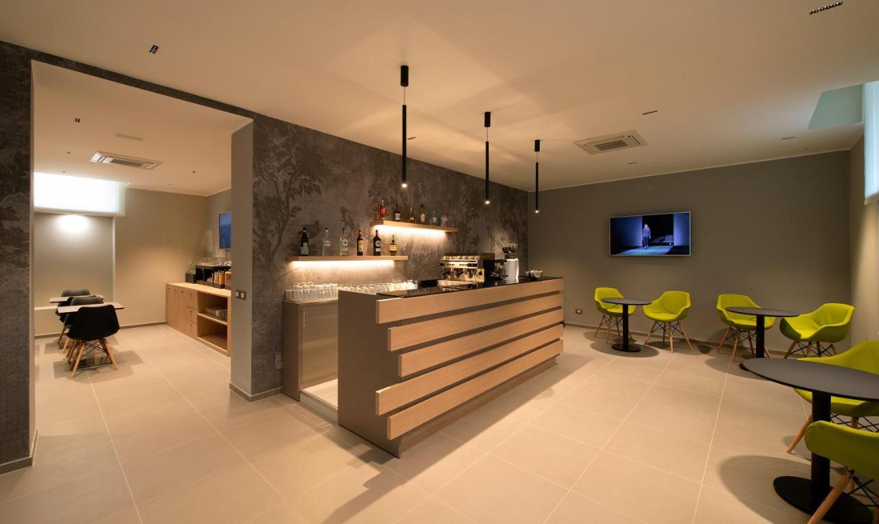 Hotel H21 Mailand Exterior foto